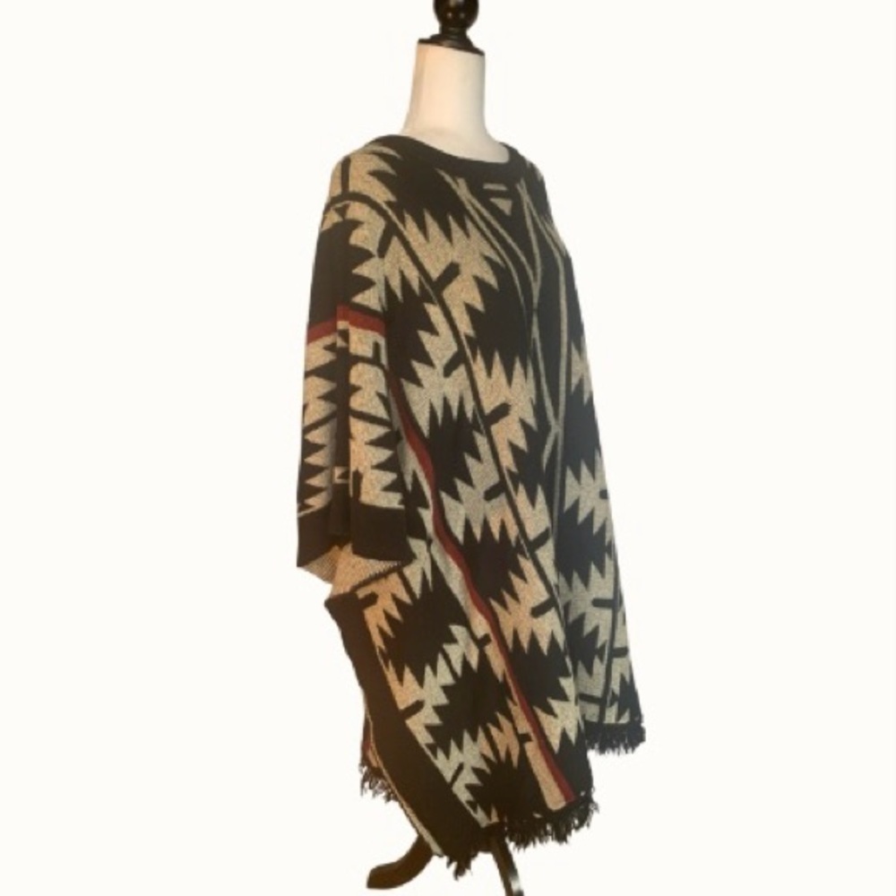 Harlow Poncho Boho Wrap Long Shrug Fringe Armhole Aztec Print Brick Taupe BLK OS - Picture 3 of 15